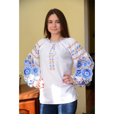 Embroidered blouse "Zgarda Blue"